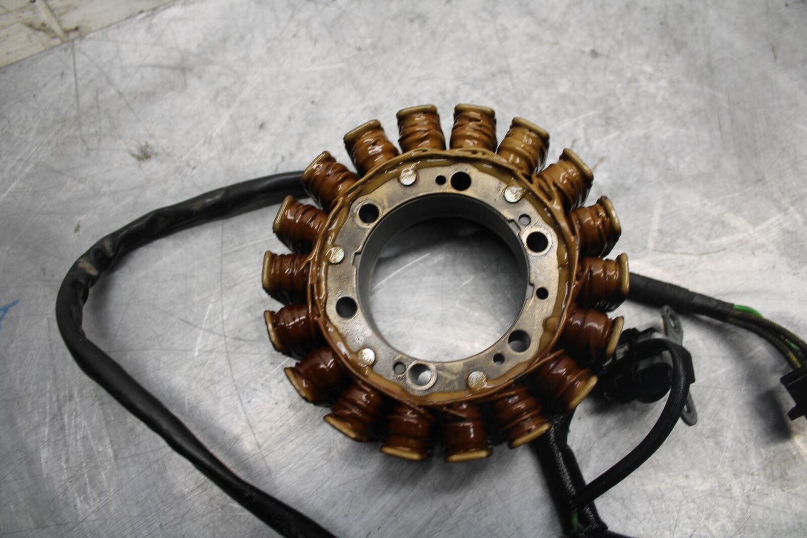 1998 Suzuki TL1000S STATOR GENERATOR ALTERNATOR MAGNETO BB508
