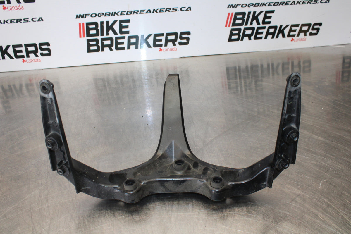 06-07 HONDA CBR1000RR UPPER FAIRING MIRROR GAUGES STAY BRACKET BB166
