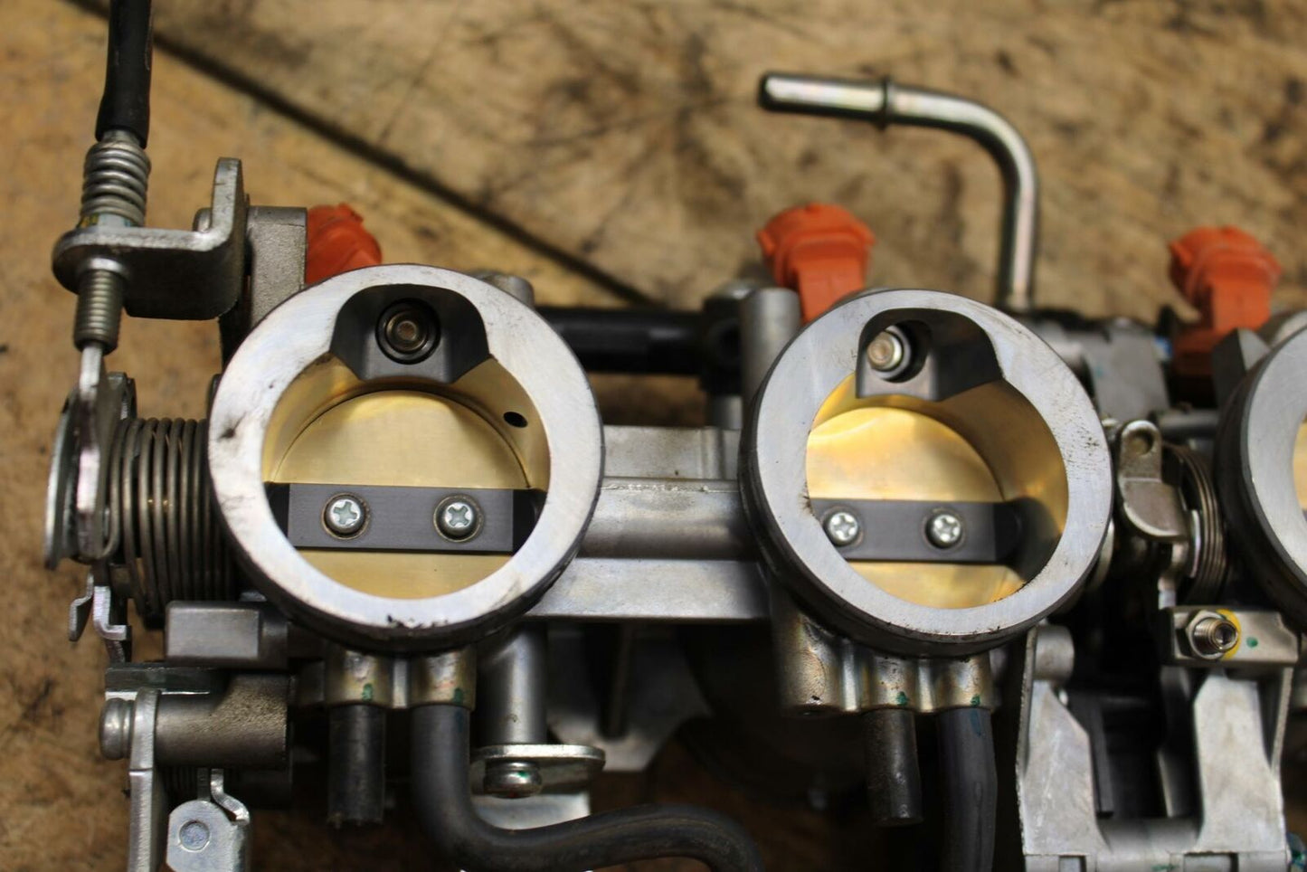 13-18 KAWASAKI NINJA ZX6R MAIN FUEL INJECTORS / THROTTLE BODIES BB349