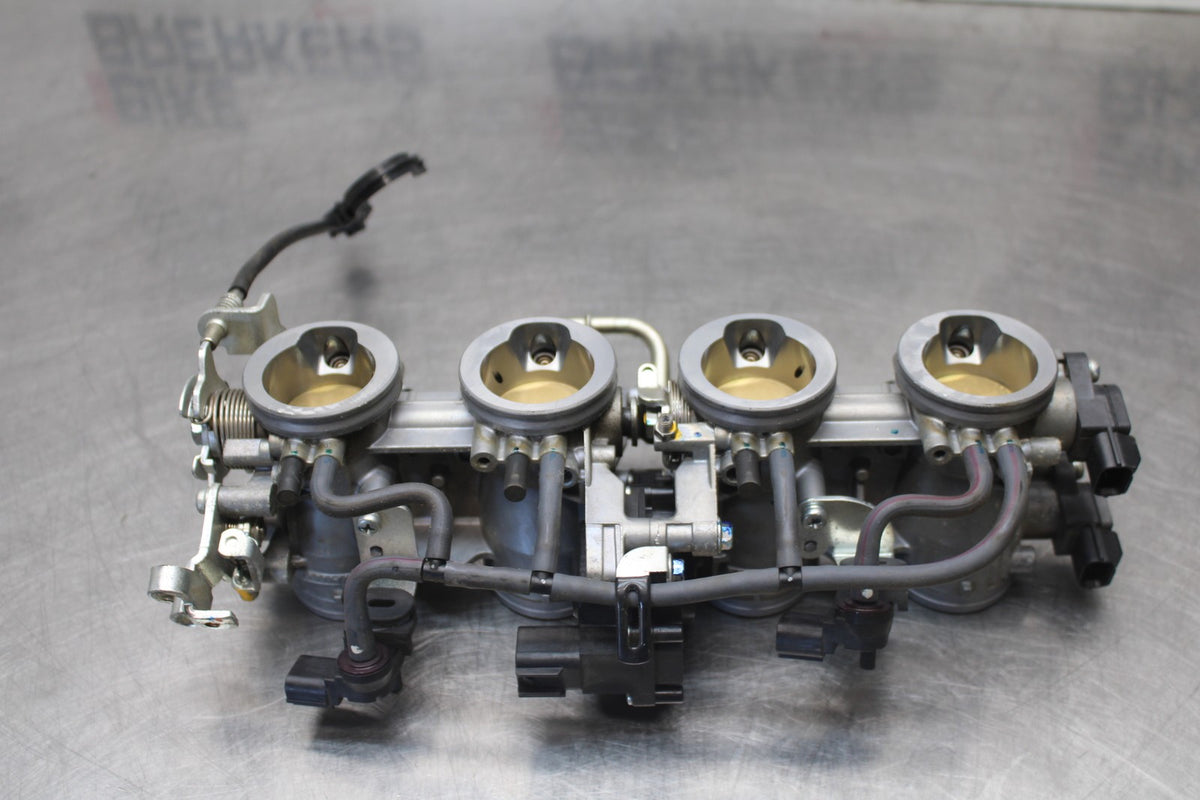 13-18 KAWASAKI NINJA ZX6R MAIN FUEL INJECTORS / THROTTLE BODIES BB915
