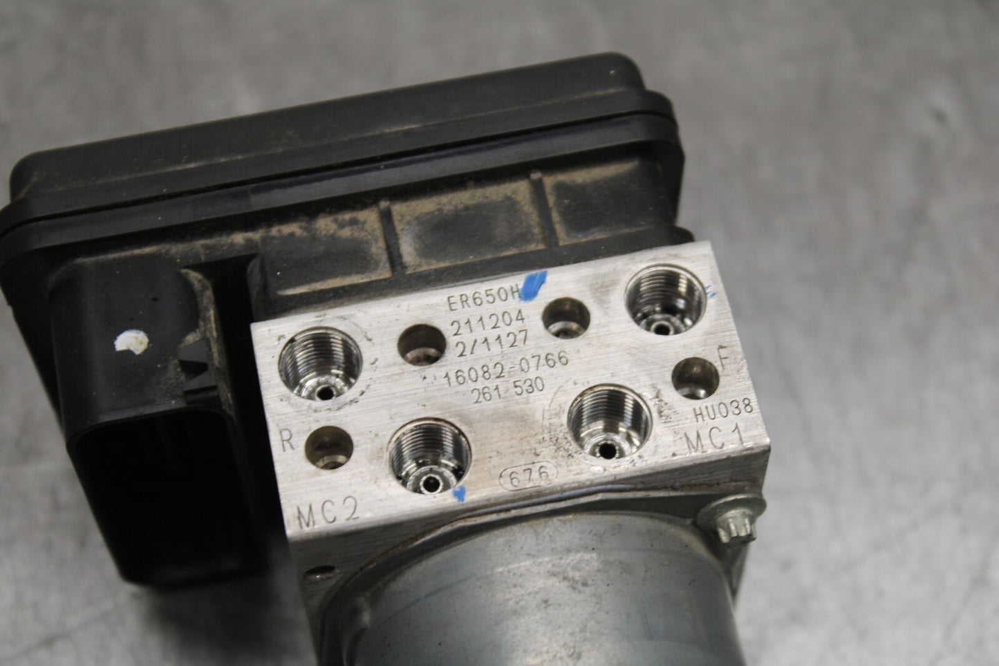 18-24 KAWASAKI NINJA 650 ABS PUMP UNIT MODULE BB725