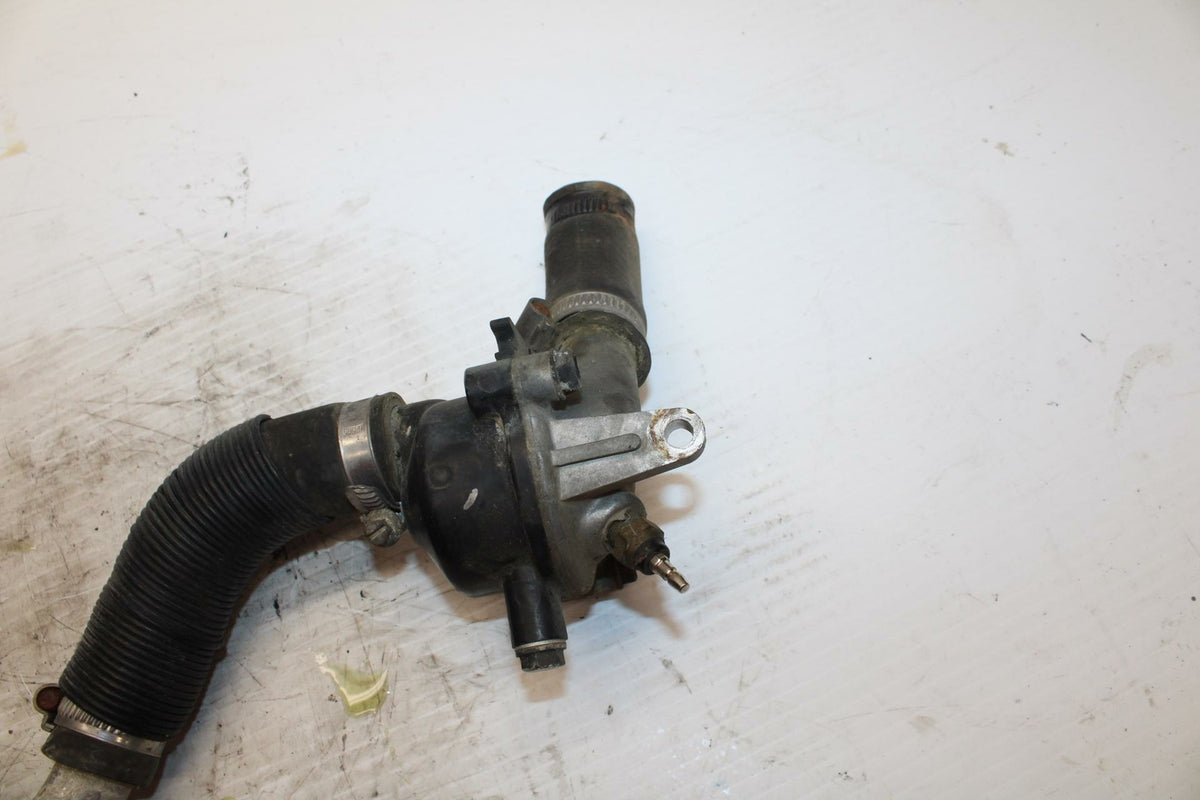 84-85 HONDA V30 MAGNA THERMOSTAT W HOUSING ASSEMBLY BB251