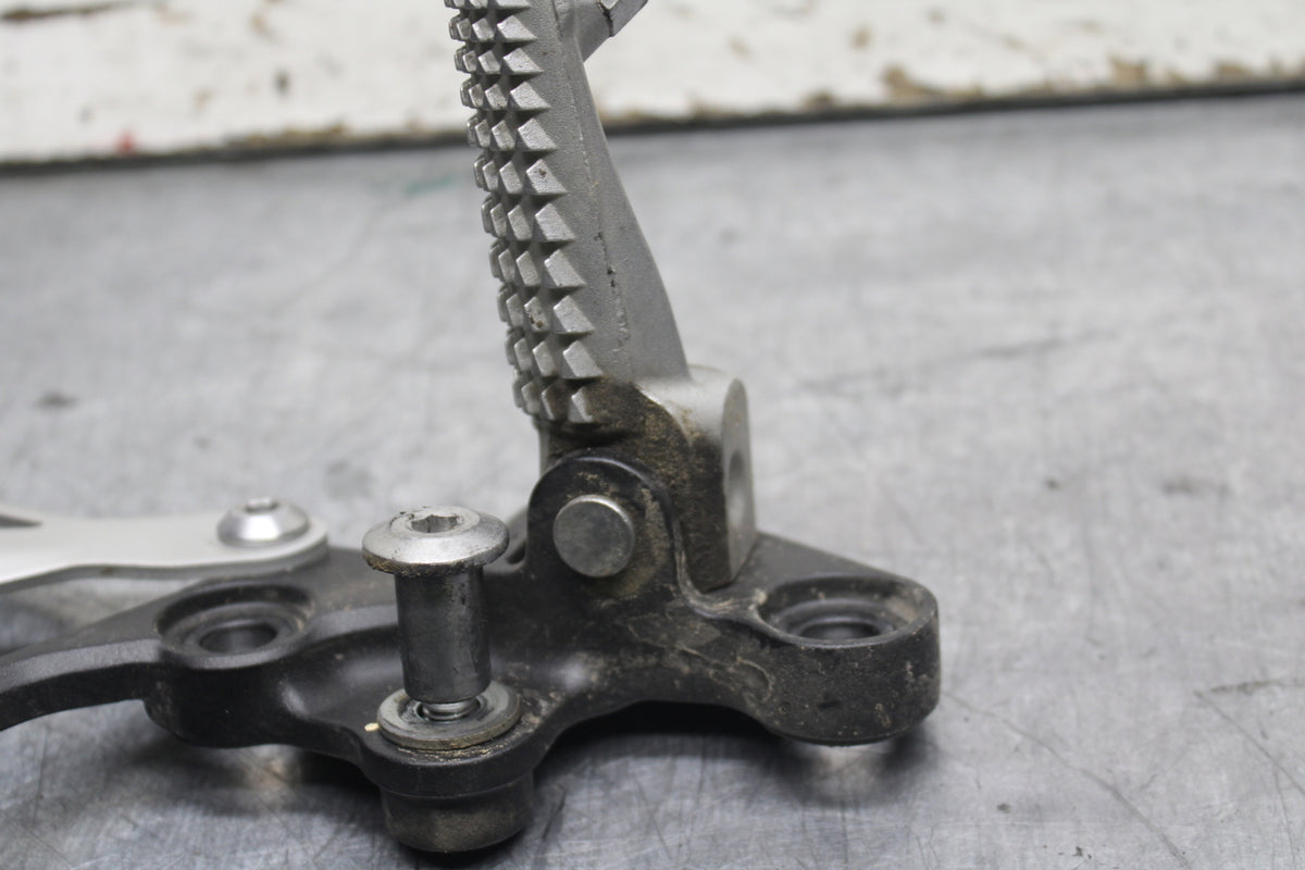 18-23 KAWASAKI NINJA 400 EX400 ABS LEFT REARSET REAR SET FOOT PEG REST BB747