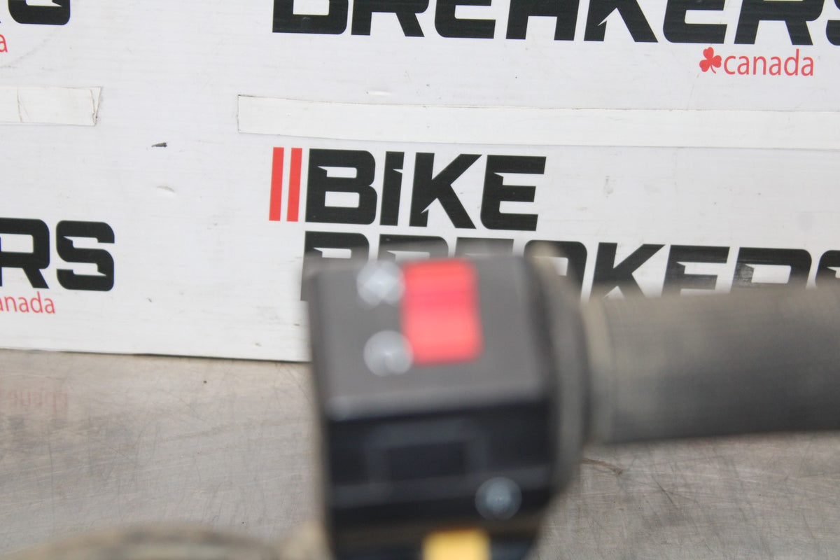 04 BUELL FIREBOLT XB12R RIGHT CLIP ON HANDLE KILL OFF START SWITCHES BB903
