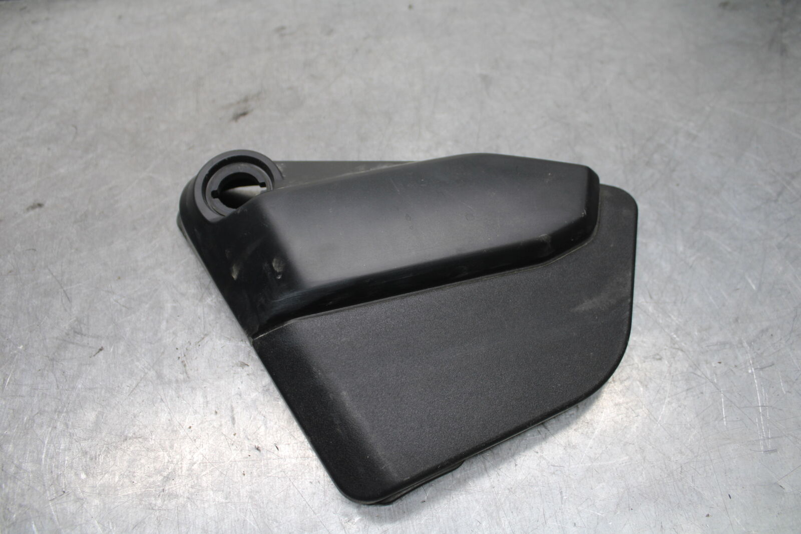 17-24 YAMAHA BOLT XVS950 LEFT SIDE COVER PANEL COWL FAIRING BB729