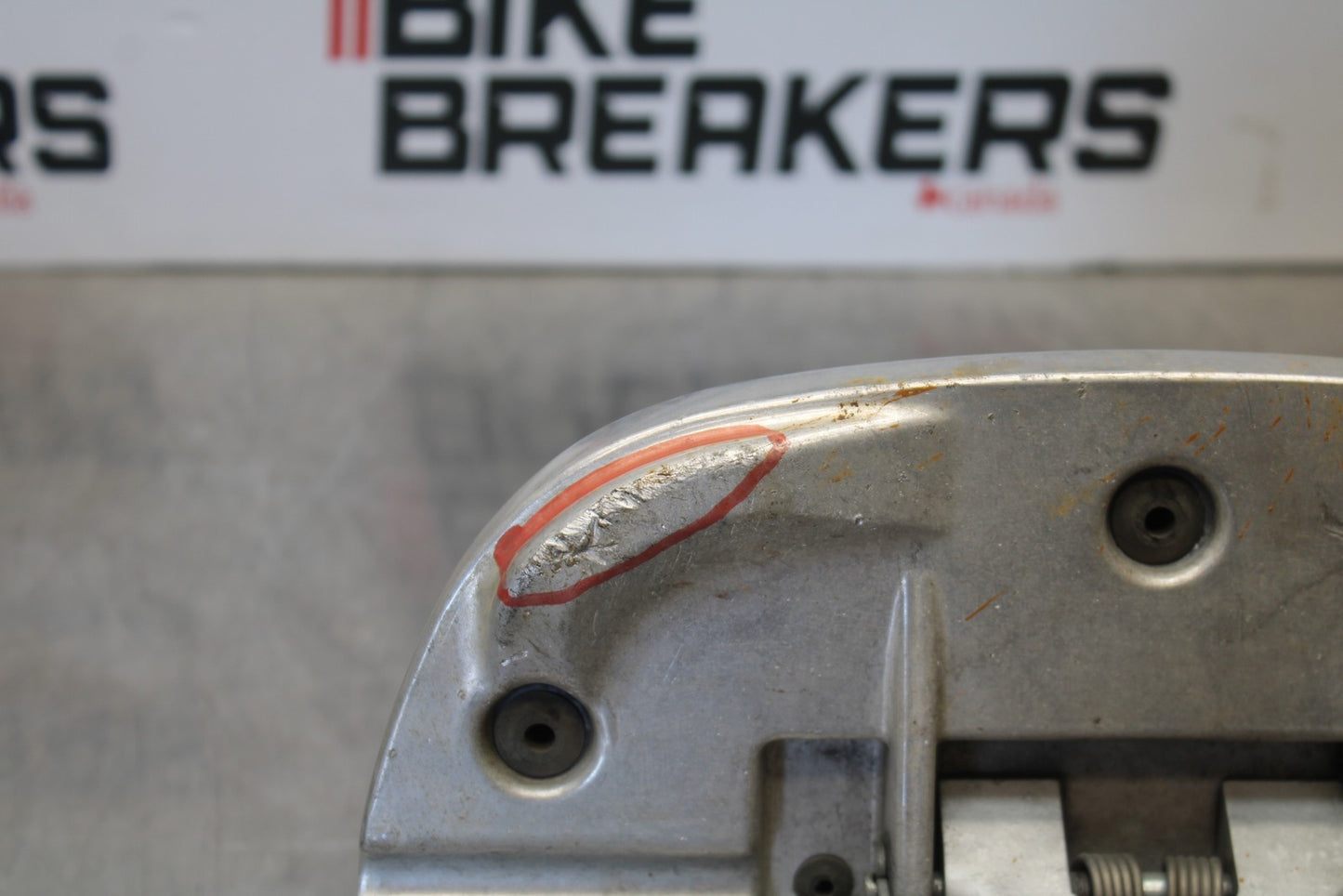 05-06 VICTORY KINGPIN DELUXE RIGHT FRONT FOOT REST PEG STEP BB195