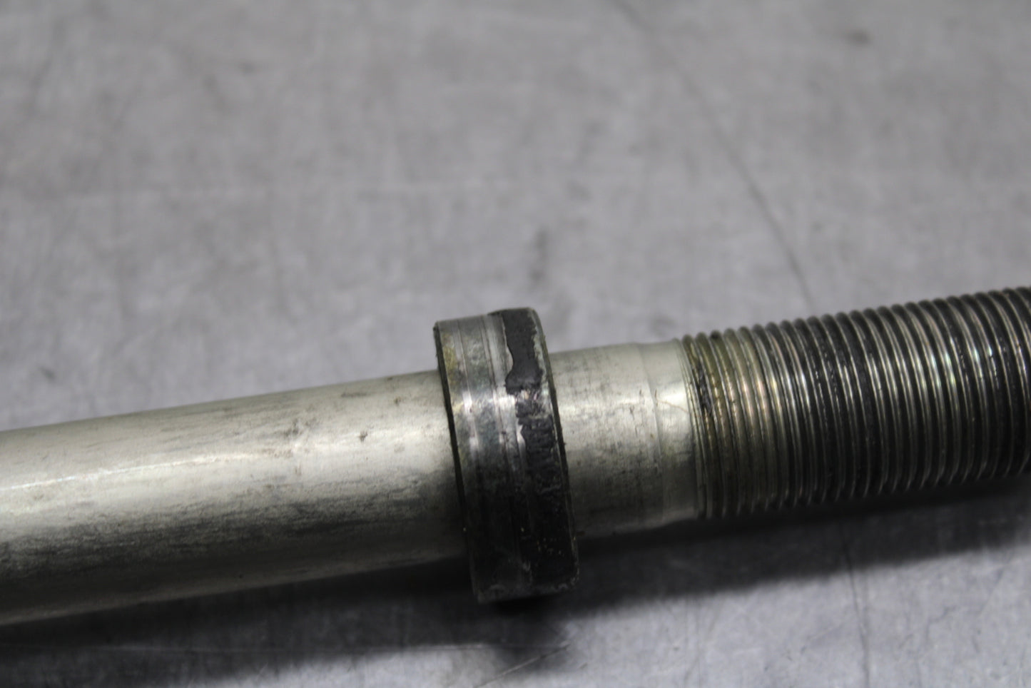 07-09 KAWASAKI VERSYS 650 FRONT WHEEL RIM AXLE PIVOT BOLT BB125