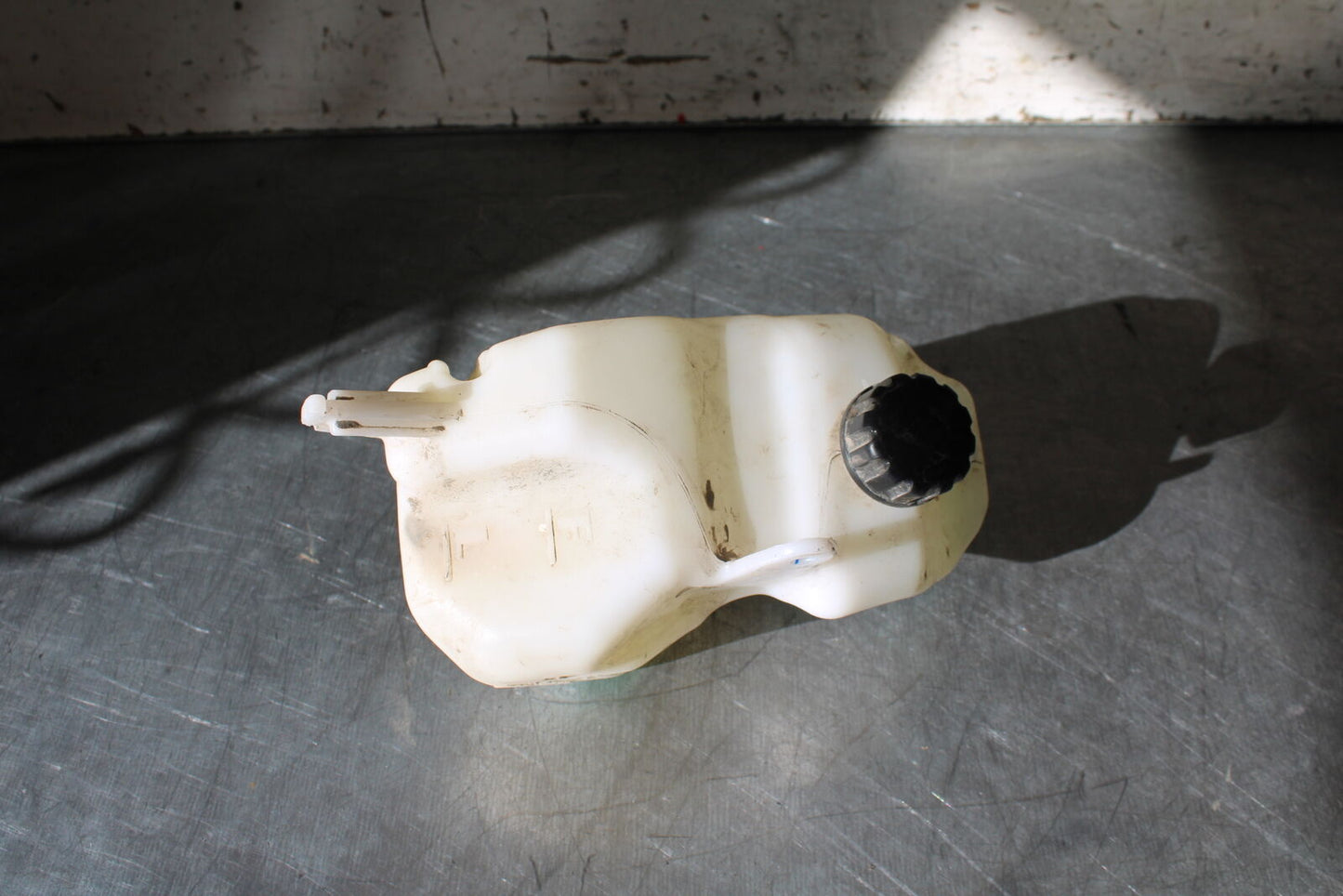 19-22 KAWASAKI Z400 COOLANT WATER TANK RESERVOIR BOTTLE BB708