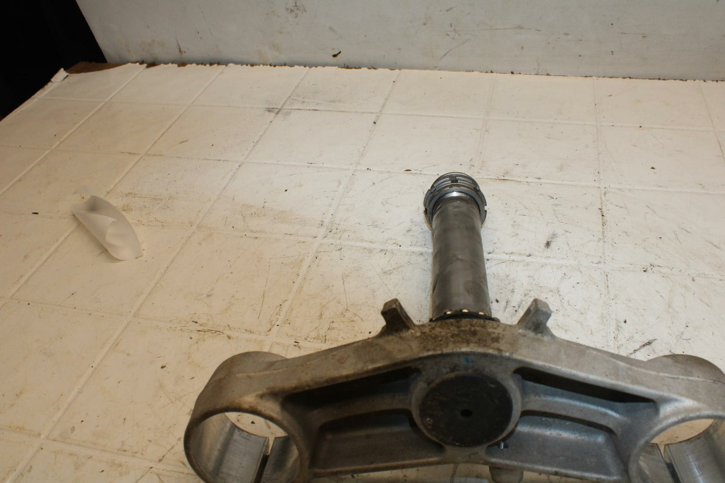 13-17 KAWASAKI NINJA ZX6R ZX636E FRONT FORKS CLAMP LOWER TRIPLE TREE STEM BB409