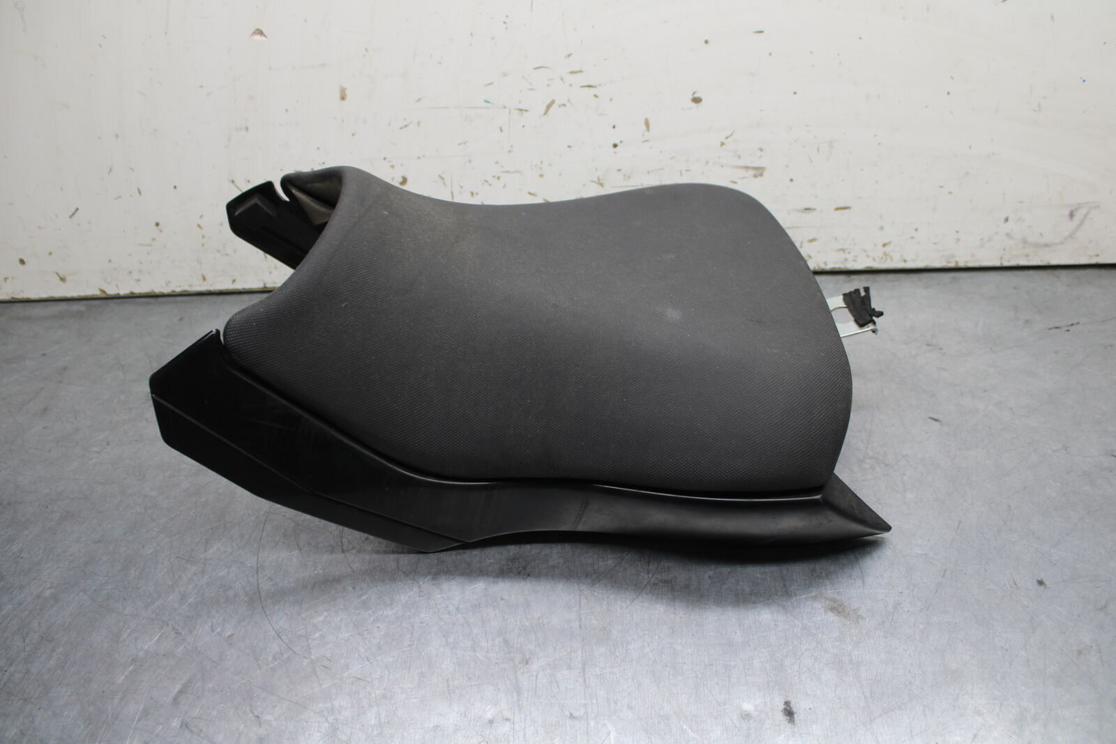 14-15 KAWASAKI NINJA 650 EX650F ABS FRONT DRIVERS SEAT PAD SADDLE PILLION BB741