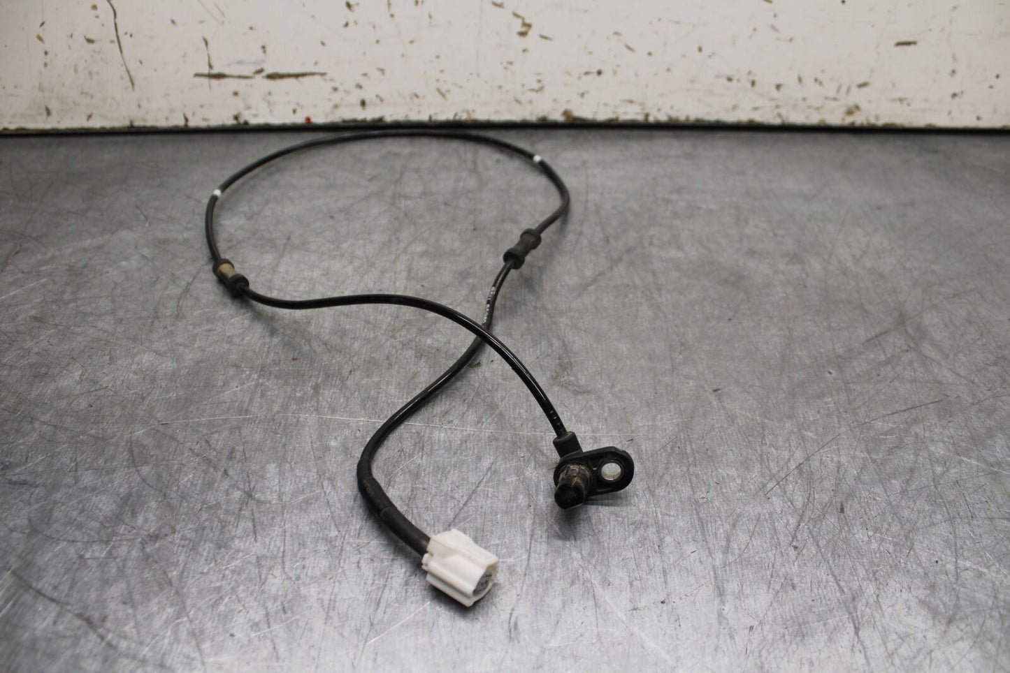 22-24 YAMAHA XSR900 REAR ABS BRAKE SENSOR BB710