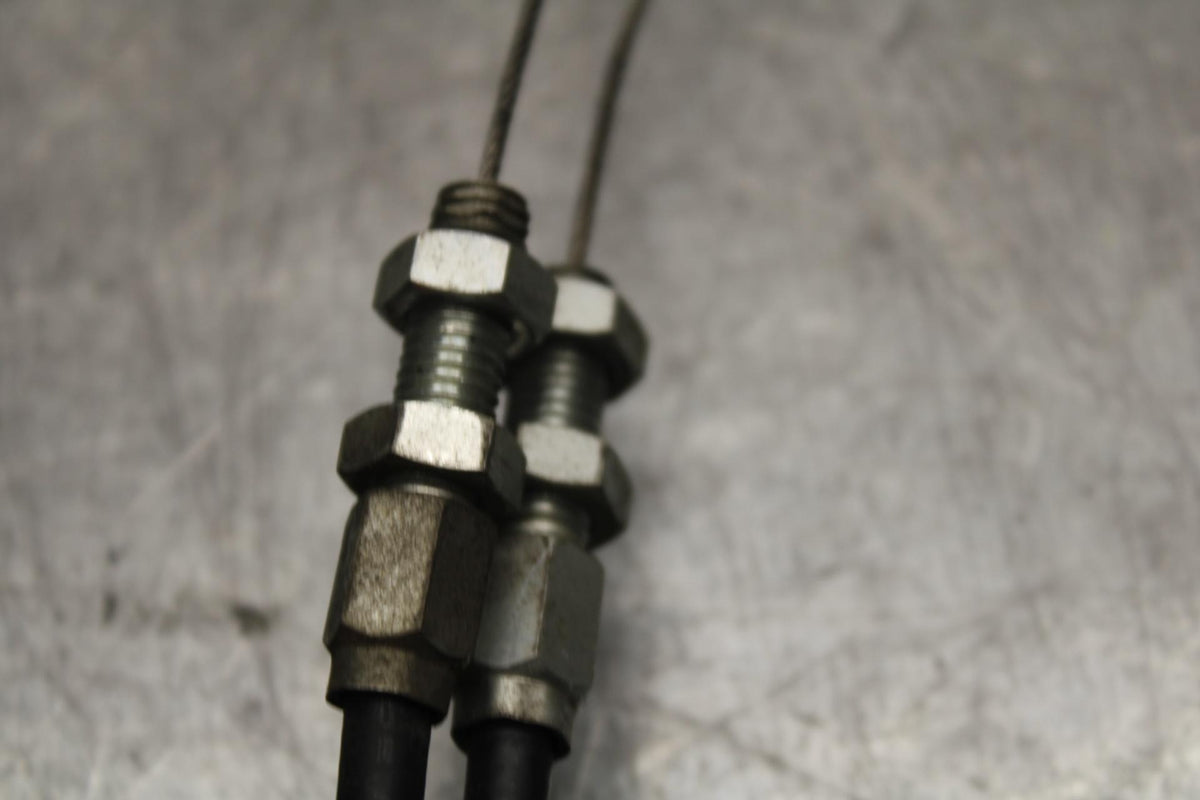01 SUZUKI GSXR1000 THROTTLE CABLES LINES BB100 #B
