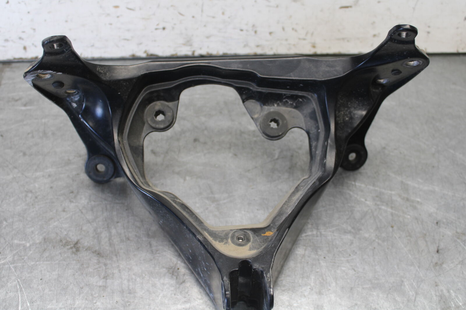 06-07 SUZUKI GSXR 600 UPPER FAIRING MIRROR GAUGES STAY BRACKET BB694