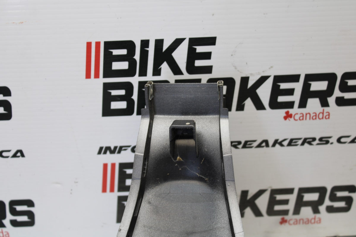 22-25 YAMAHA YZF R7 GAS TANK FUEL CELL COVER FAIRING COWL BB182