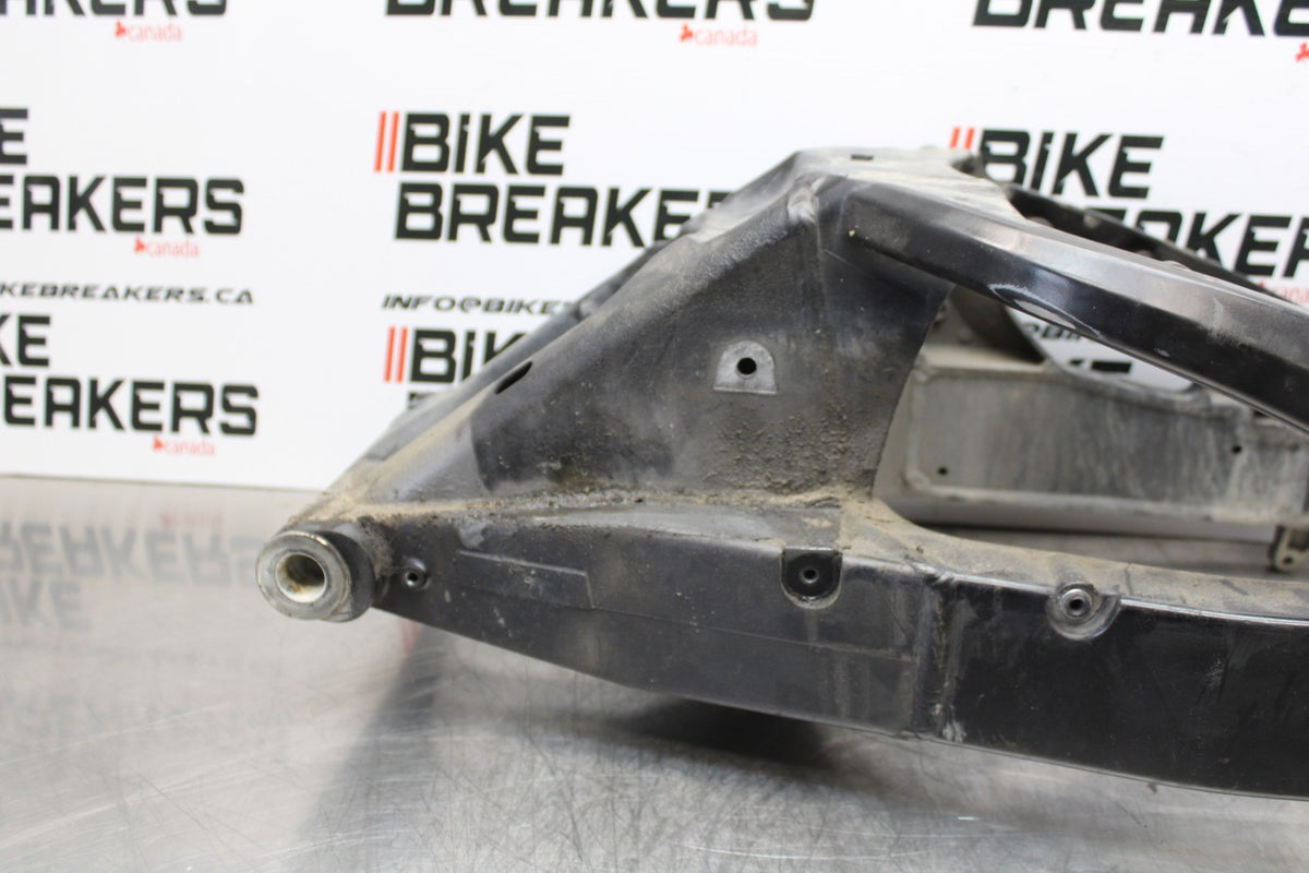 06-07 SUZUKI GSXR 600 REAR SWINGARM BACK SUSPENSION SWING ARM BB178