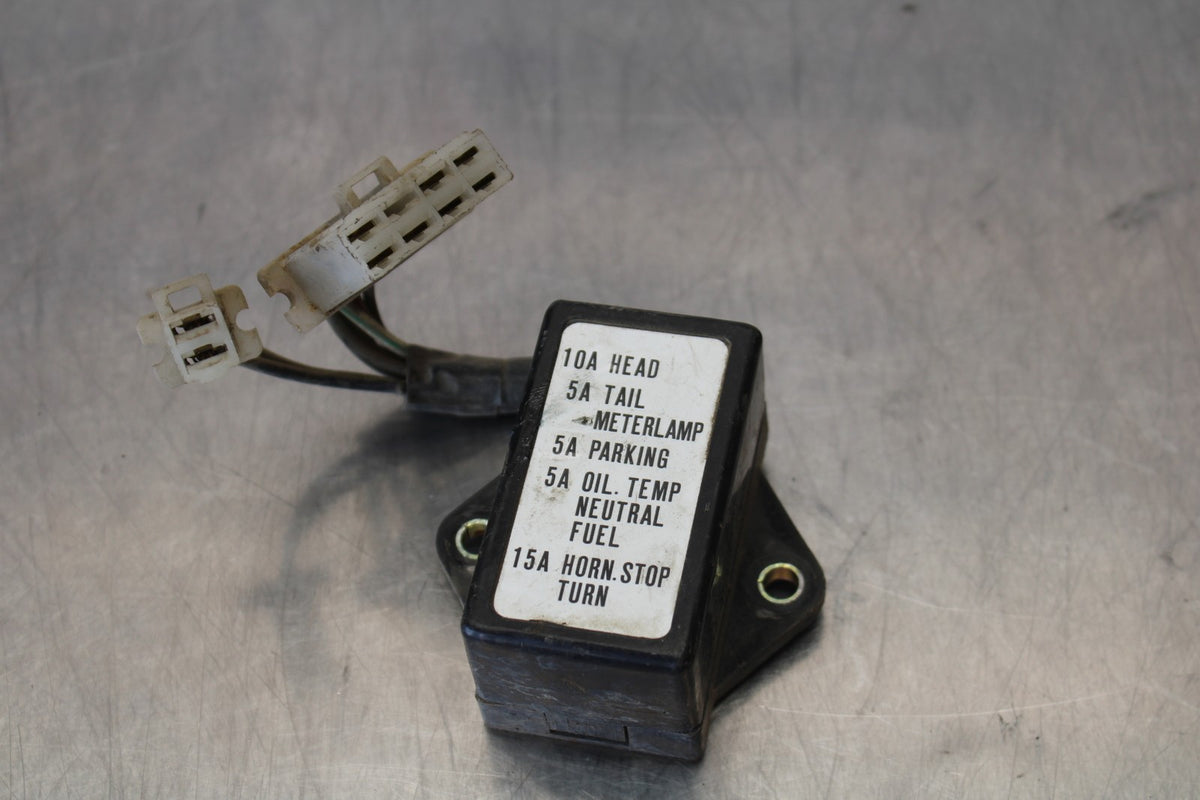 76-77 HONDA GOLDWING 1000 FUSE BOX  BB171