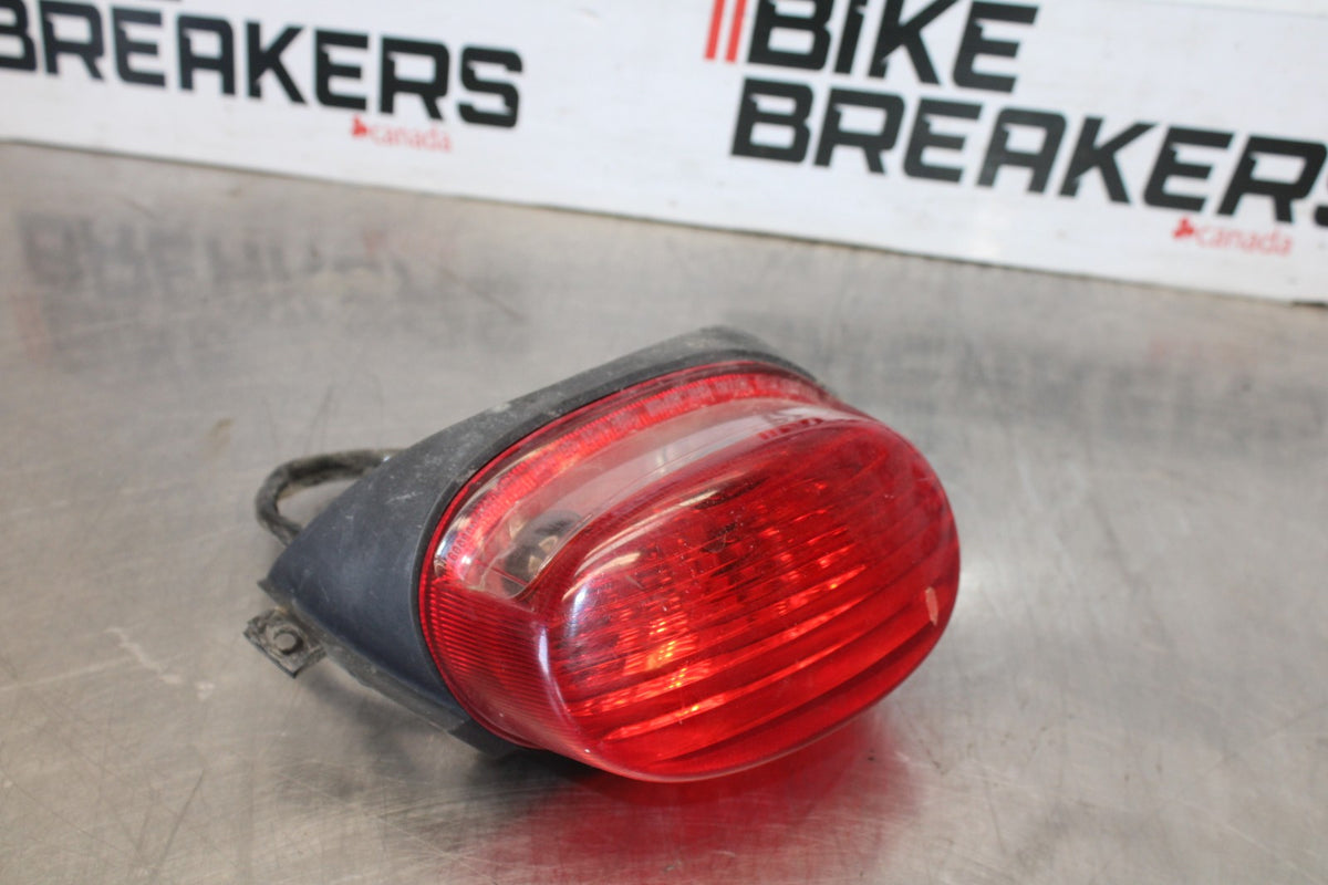 97-00 SUZUKI GSXR600 SRAD REAR TAIL TAILLIGHT BACK BRAKE LIGHT BB921