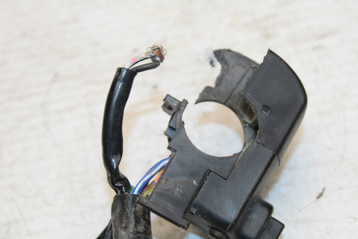 04-05 HONDA CBR1000RR RIGHT CLIP ON HANDLE KILL OFF START SWITCH SWITCHES BB285