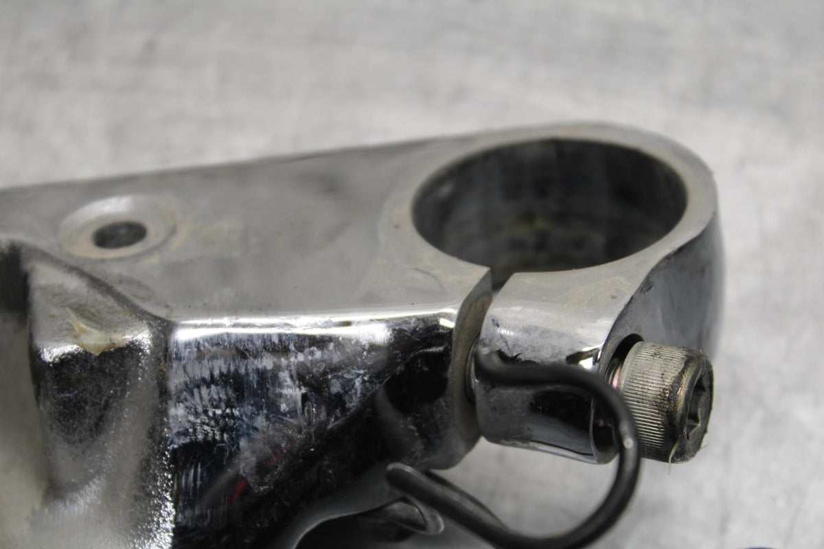 2007 Honda Shadow Spirit 1100 VT1100C FRONT  LOWER TRIPLE TREE STEM BB561