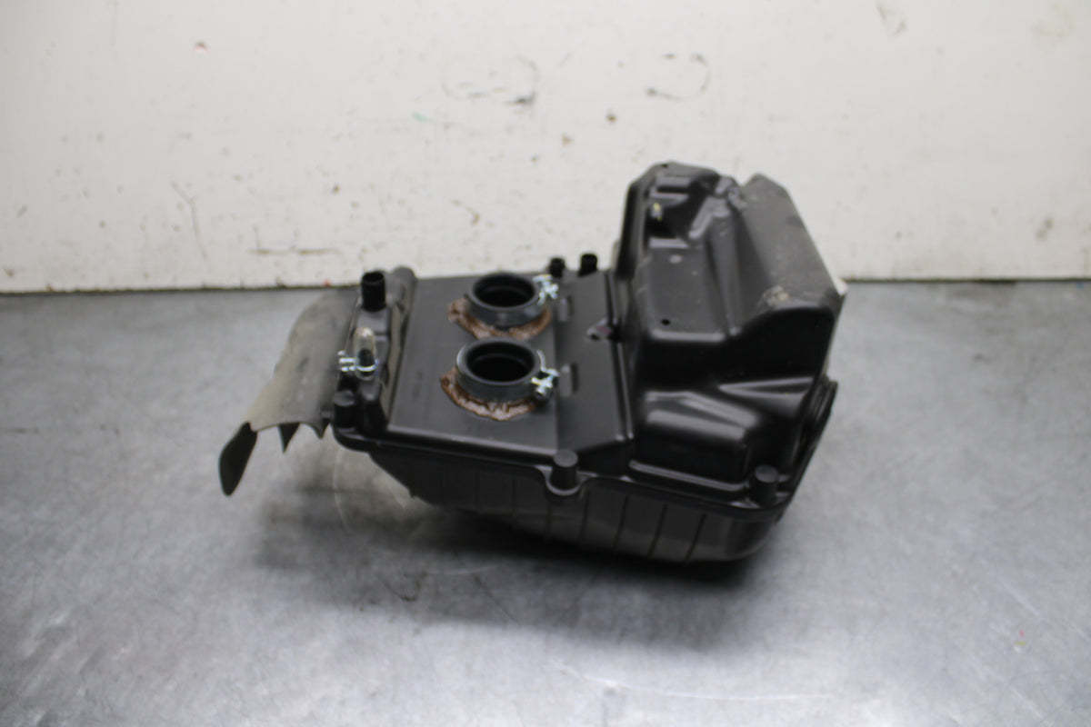 24 KAWASAKI NINJA 500 ABS AIRBOX AIR INTAKE FILTER BOX BB730