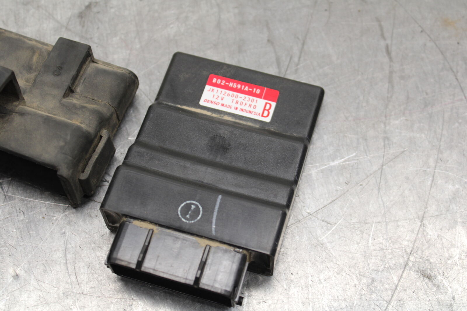 19-24 YAMAHA R3 ECU COMPUTER CONTROLLER UNIT BLACK BOX ECM CDI  BB736