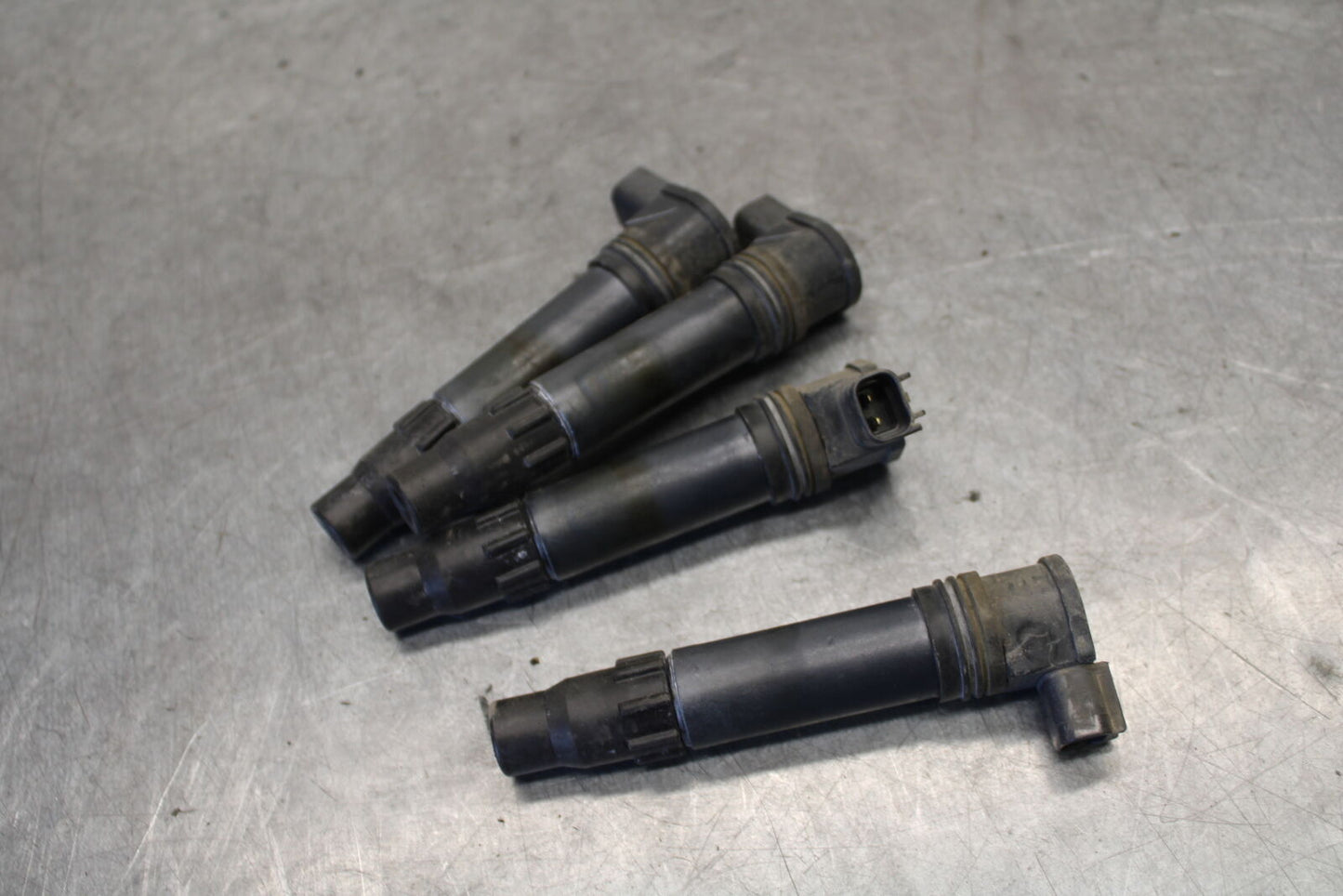 05-06 HONDA CBR600RR IGNITION COILS COIL SPARK PLUG CAPS 30700-MEE-641 BB689