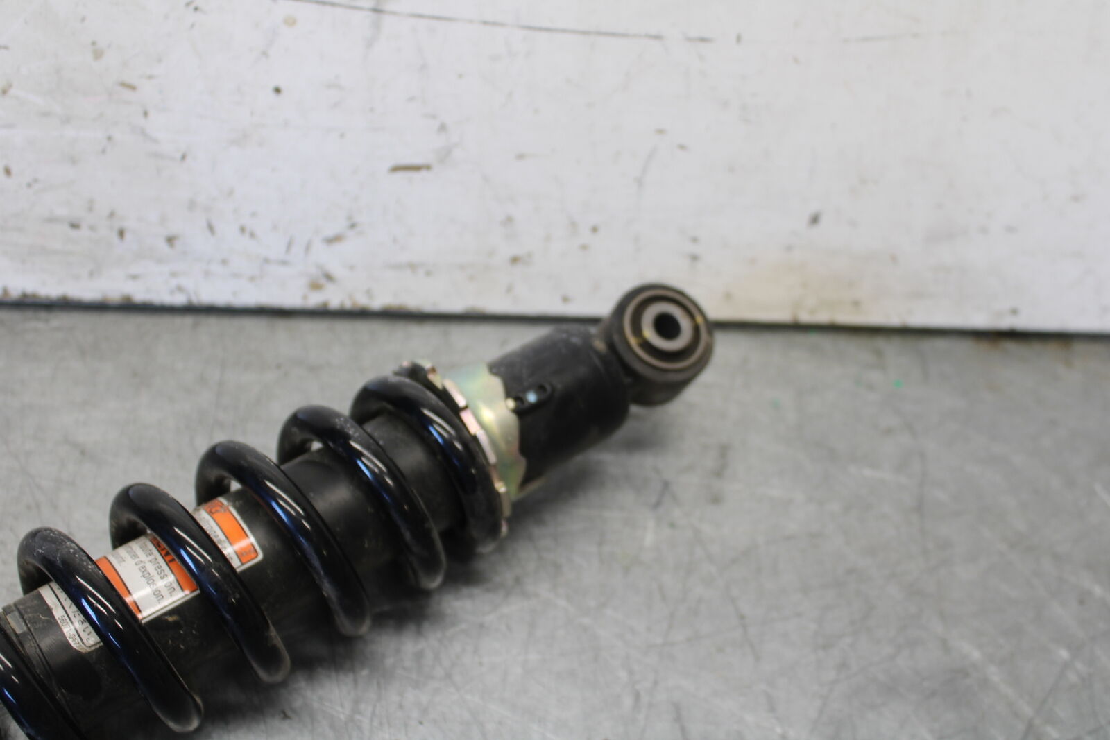 19-22 KAWASAKI Z400 REAR BACK SHOCK ABSORBER SUSPENSION BB708