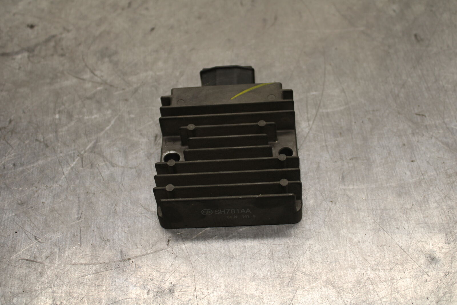 15-16 HONDA CB300F RECTIFIER VOLTAGE REGULATOR BB740