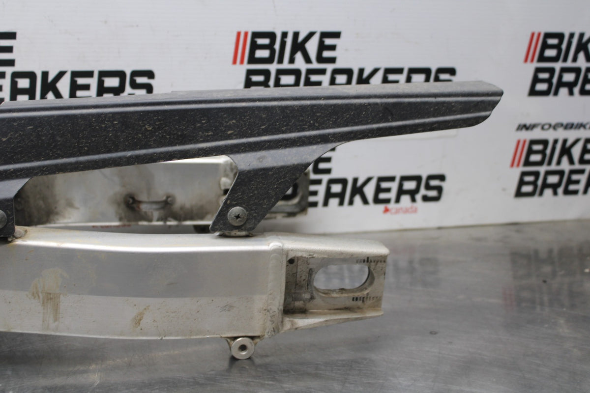 97-00 SUZUKI GSXR600 SRAD REAR SWINGARM BACK SUSPENSION SWING ARM BB921