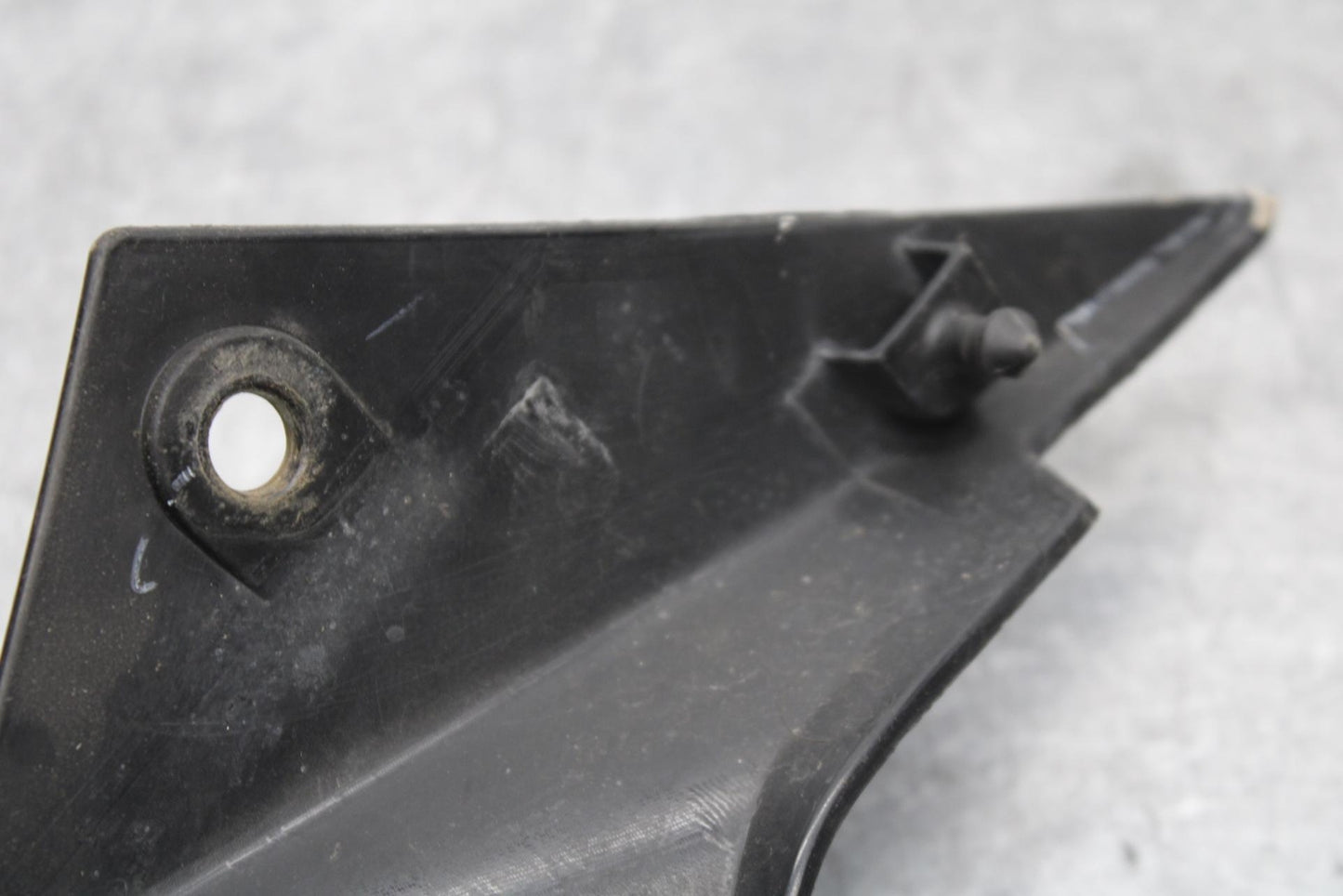 15-16 KAWASAKI EX300 LEFT AND RIGHT SET PAIR GAS TANK FUEL CELL PANEL TRIM BB635