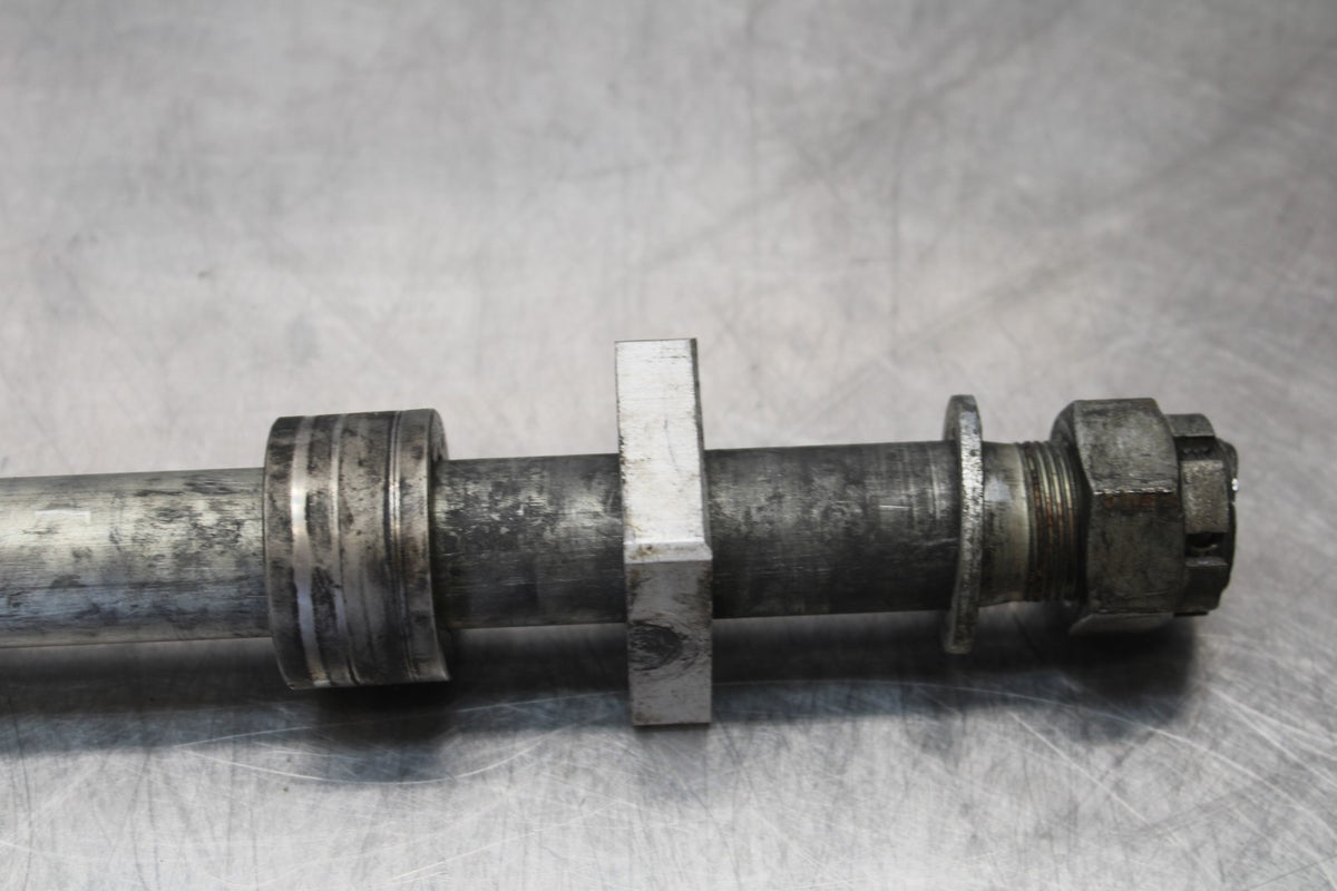 2007 Kawasaki Ninja ZX6R ZX600P REAR AXLE BACK WHEEL RIM PIVOT BOLT AXEL BB175