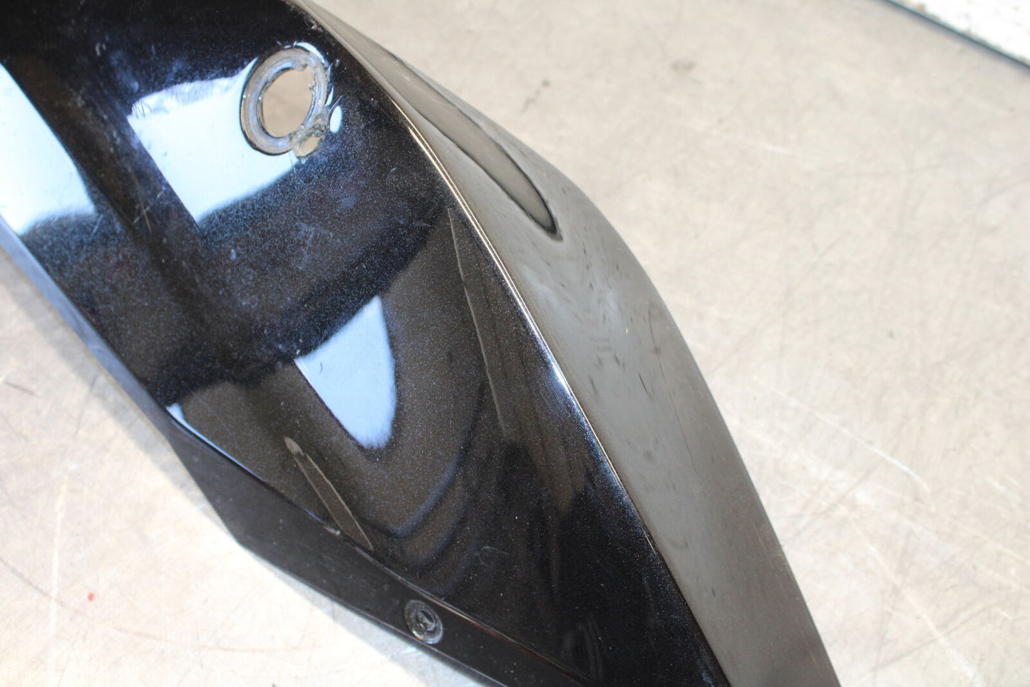 19-22 KAWASAKI Z400 LEFT REAR BACK TAIL FAIRING COWL SHROUD BB708