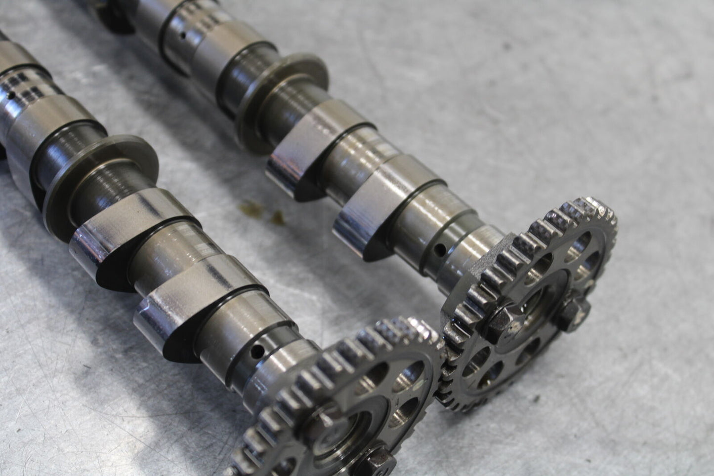 08-09 YAMAHA YZF R6S CAMSHAFT CAMS SHAFTS  5SL-12170-00-00 5SL-12180-00-00 BB690
