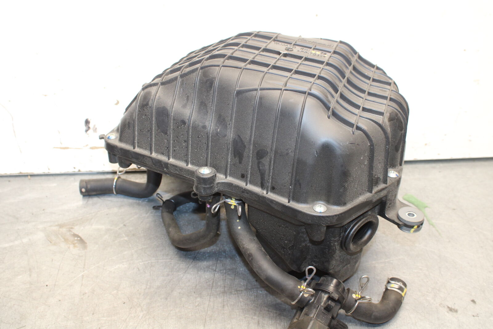 18-23 KAWASAKI NINJA 400 AIRBOX AIR INTAKE FILTER BOX BB660