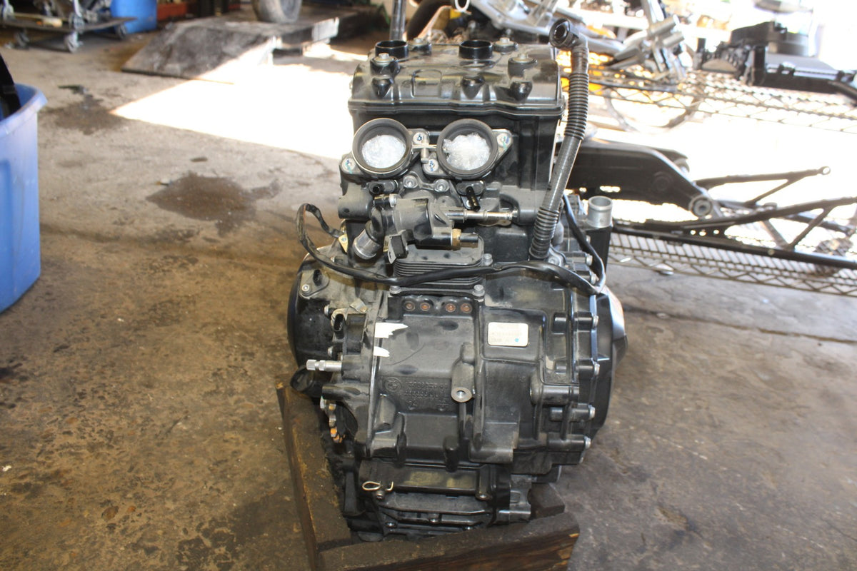 20-23 BMW F900R ENGINE MOTOR BB923