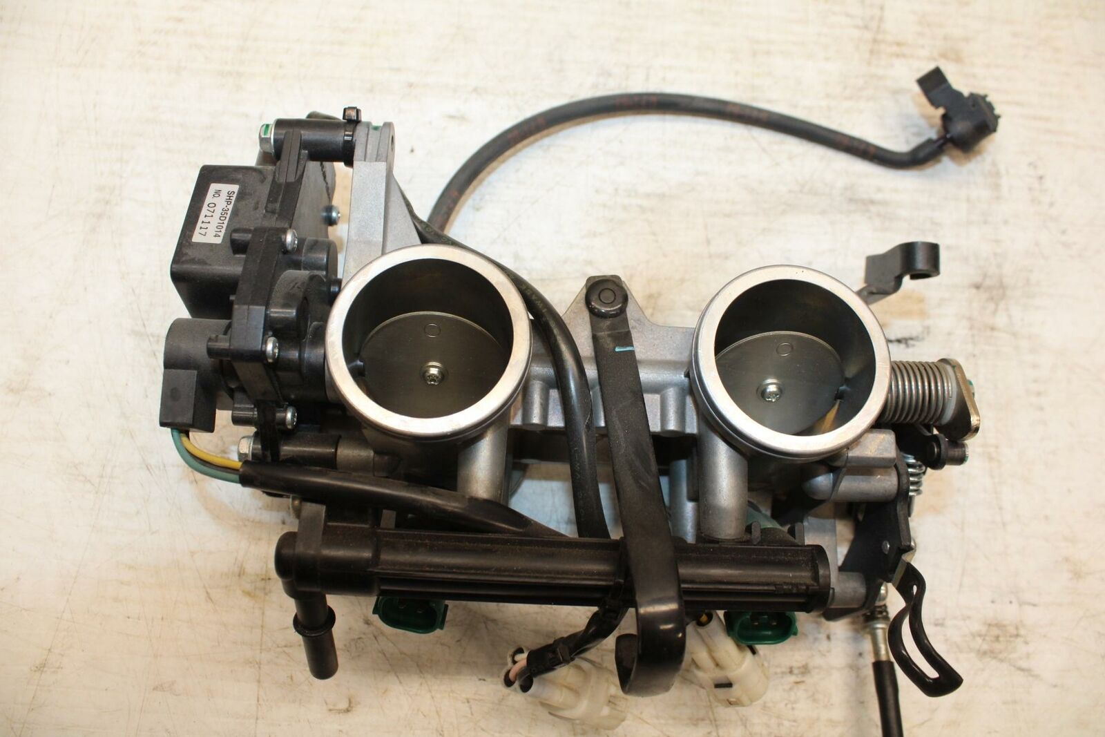 11-12 KAWASAKI NINJA 400 EX400 C MAIN FUEL INJECTORS / THROTTLE BODIES BB358