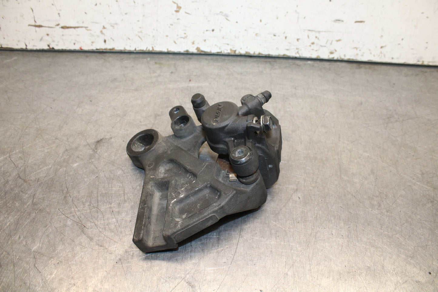 13-17 KAWASAKI NINJA ZX6R ZX636E REAR BACK BRAKE CALIPER W MOUNT BRACKET BB735