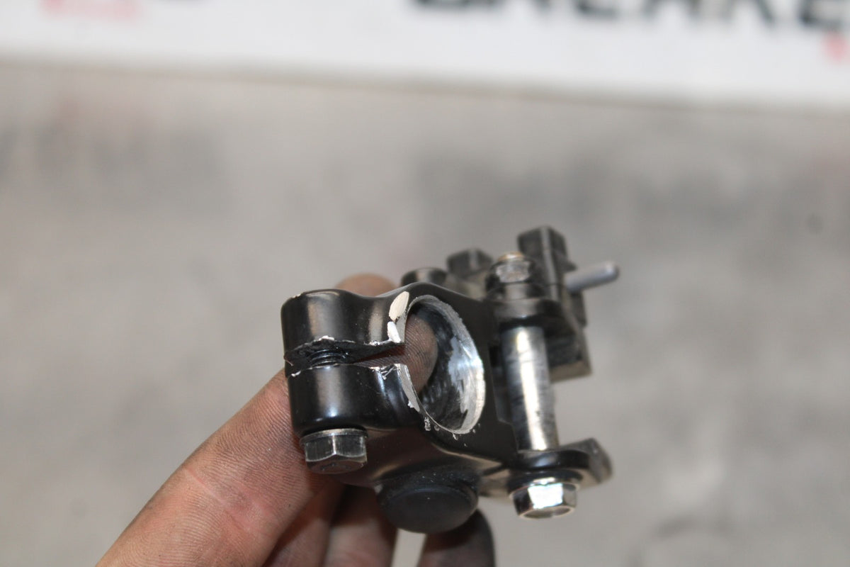24-25 KAWASAKI NINJA 500 ABS CLUTCH LEVER PERCH MOUNT BRACKET BB899