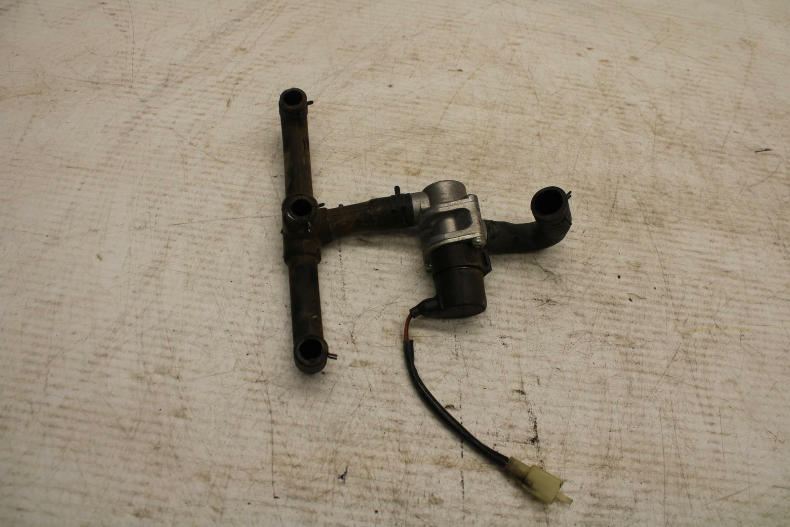08-11 TRIUMPH SPEED TRIPLE AIR VALVE SOLENOID TOP ENGINE SWITCH SENSOR BB366