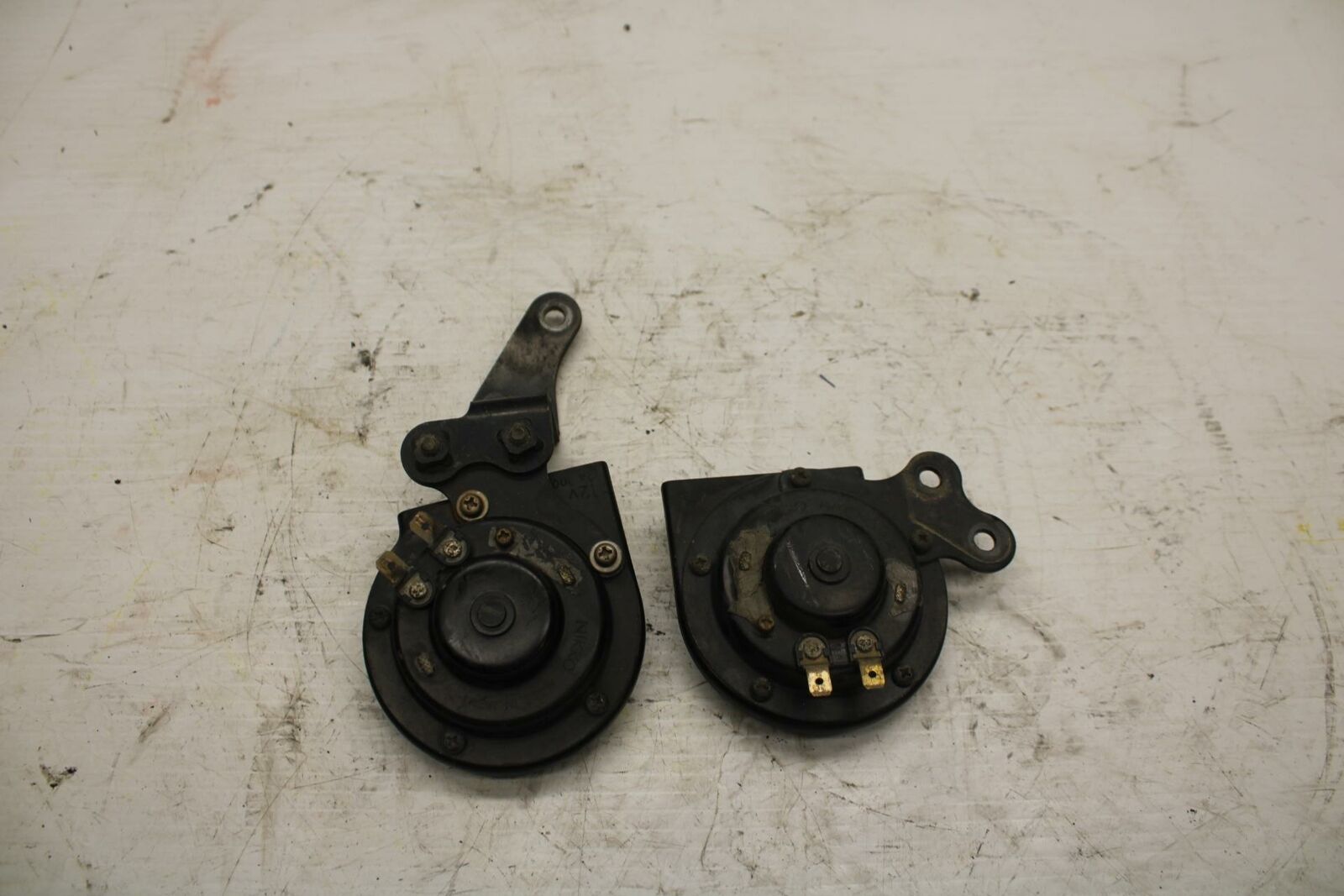 03-04 YAMAHA ROAD STAR 1600 HORN SIGNAL  BB279