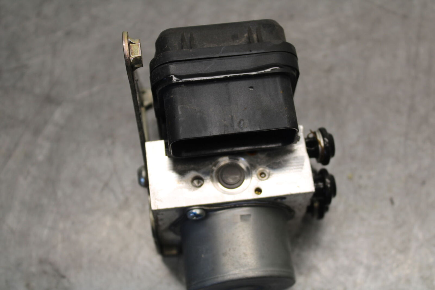 16-21 YAMAHA XSR900 ABS PUMP UNIT MODULE BB664