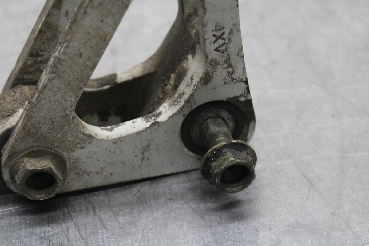 00-01 YAMAHA YZF R1 REAR DOGBONE SHOCK LINKAGE LINK BB755
