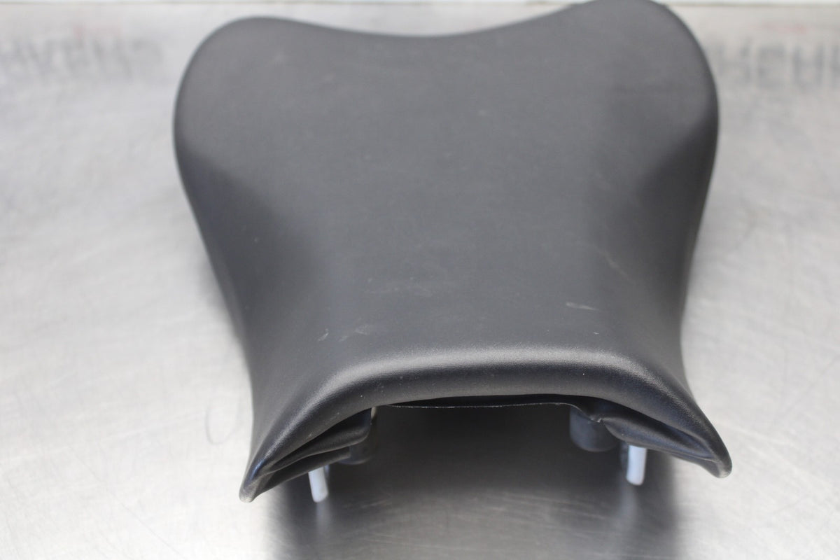 07-08 SUZUKI GSXR1000 FRONT DRIVERS SEAT PAD SADDLE PILLION BB944