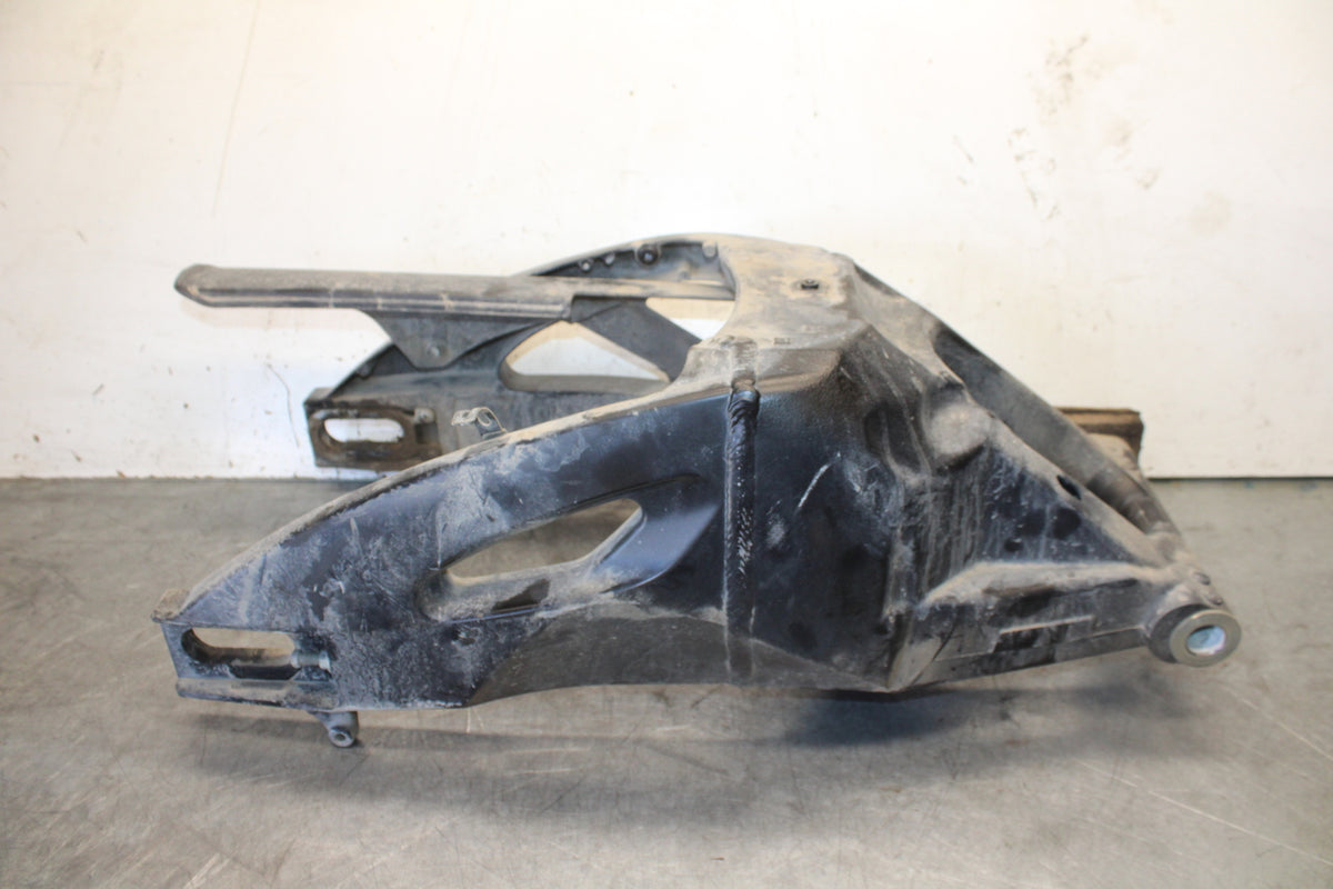 06-07 SUZUKI GSXR 600 REAR SWINGARM BACK SUSPENSION SWING ARM BB694