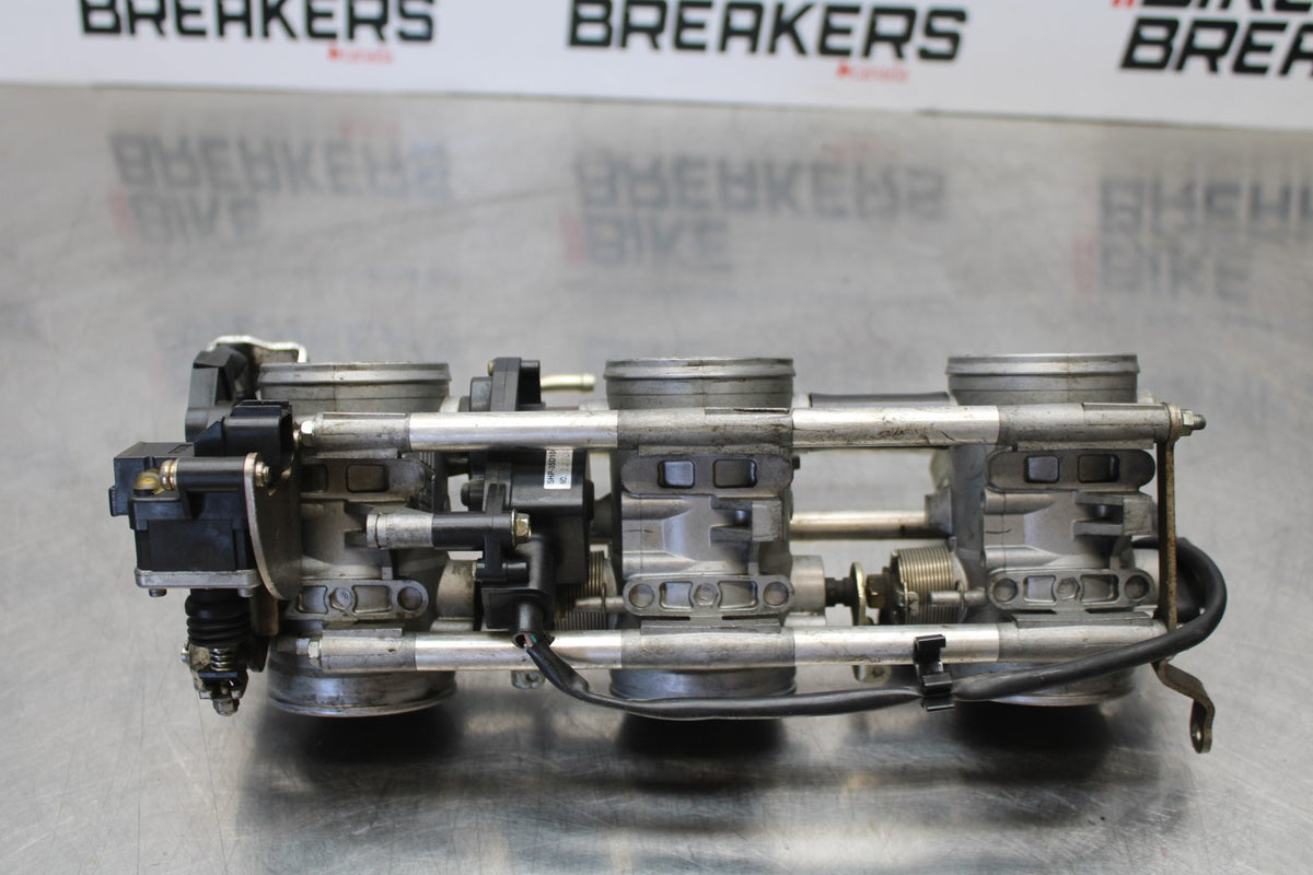 05 TRIUMPH ROCKET III THROTTLE BODY BODIES BB186
