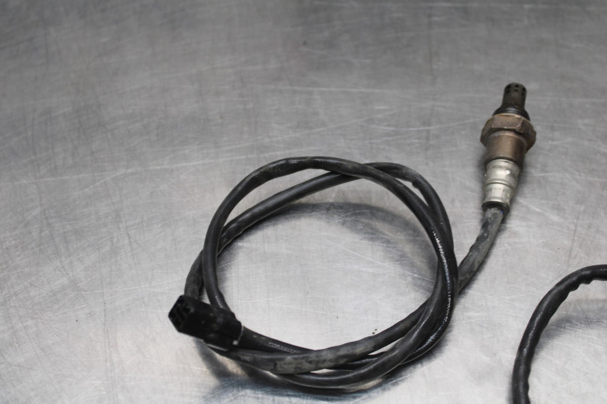 18 YAMAHA SUPER TENERE OXYGEN O2 EXHAUST GAS LAMBDA SENSOR SET BB832