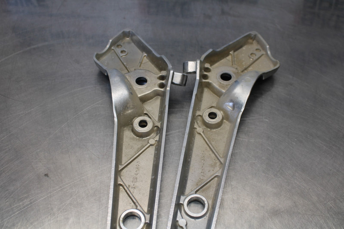 03-08 HONDA VTX1300C REAR STRUT FRAME COVER SET PAIR BB868