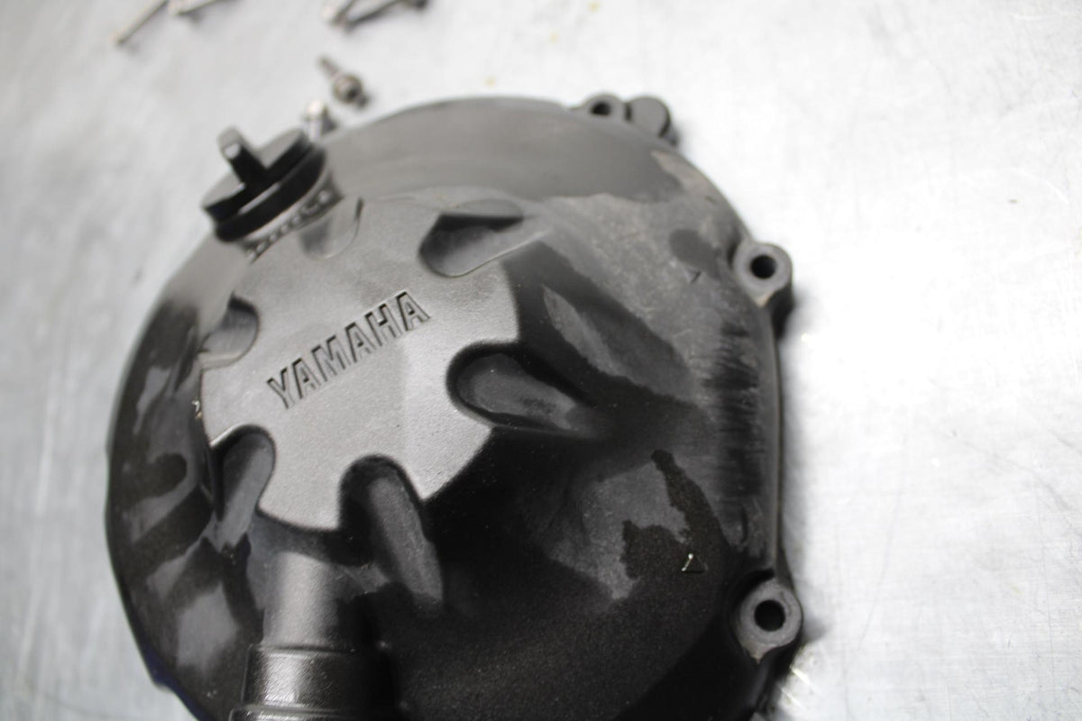 07 YAMAHA YZF R6 CLUTCH SIDE ENGINE MOTOR COVER 2C0-15421-00-00 BB495