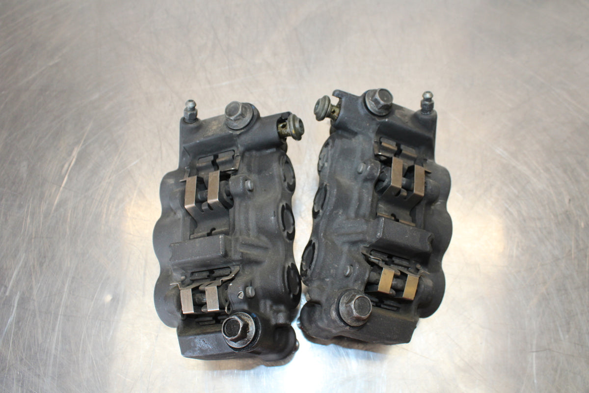 07-08 YAMAHA YZF R1 RIGHT LEFT FRONT BRAKE CALIPER SET PAIR CALIPERS BB160