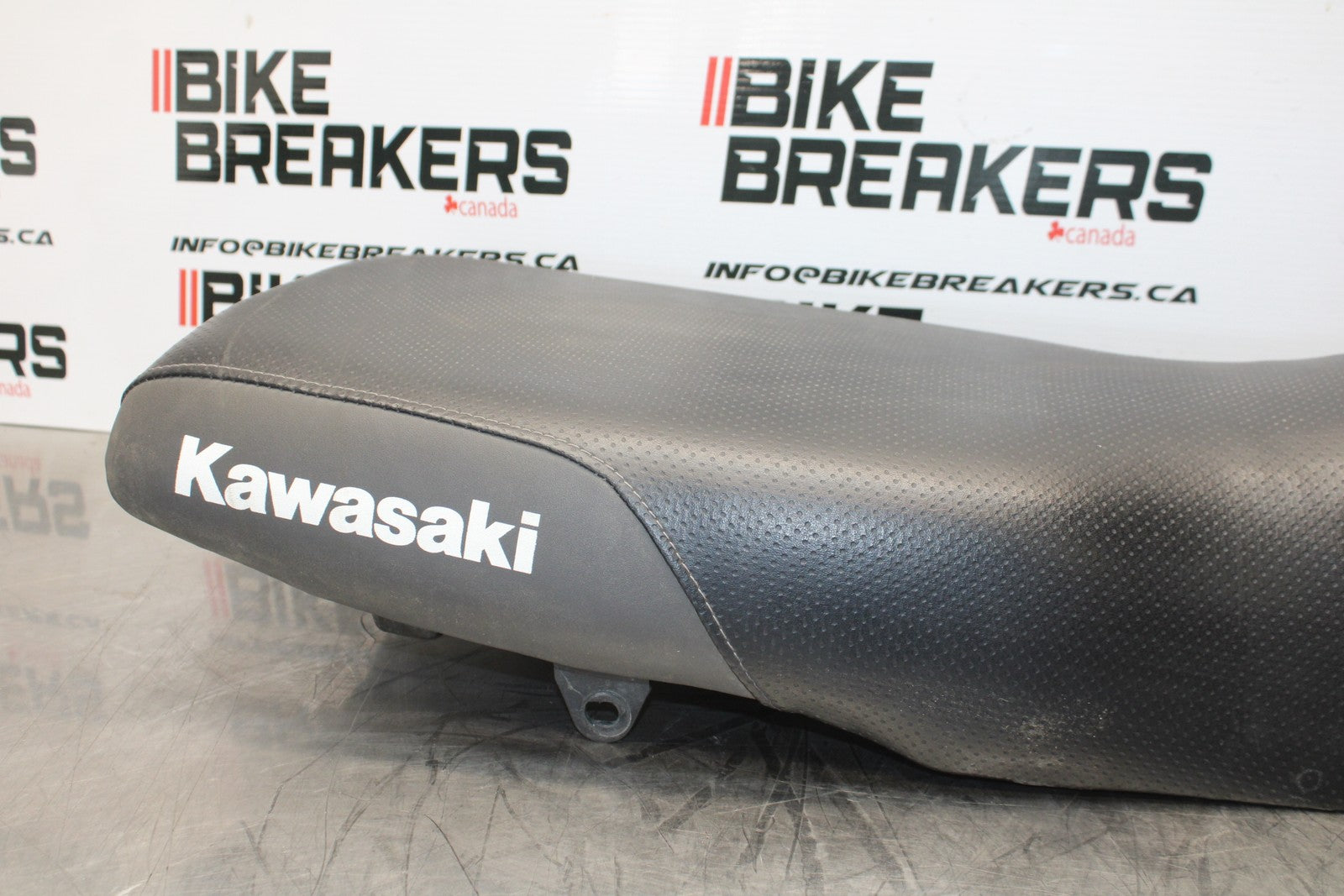 08-18 KAWASAKI KLR650 FRONT REAR SEAT SADDLE BB183